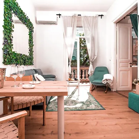 Sirius Centar Apartment *