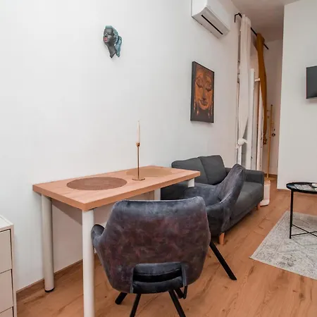Διαμέρισμα Sirius Centar